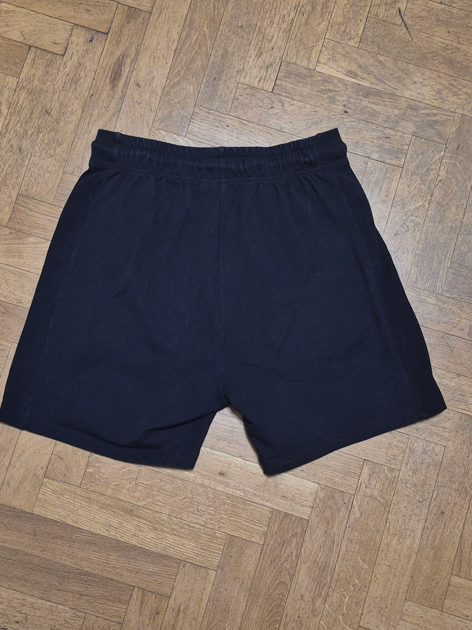 Pantalón negro con bolsillos Talla M – photo 2